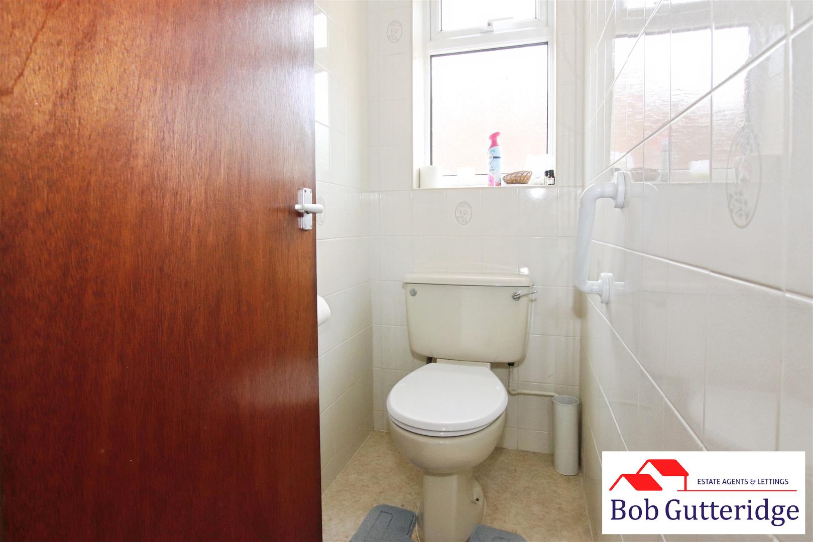 FIRST FLOOR WC